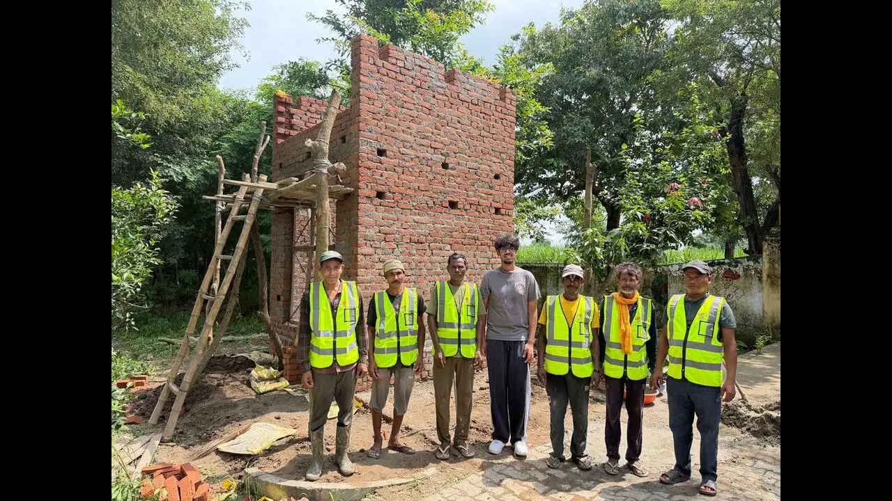 With b’day savings, Dubai teen taps solar power for safe water to UP village