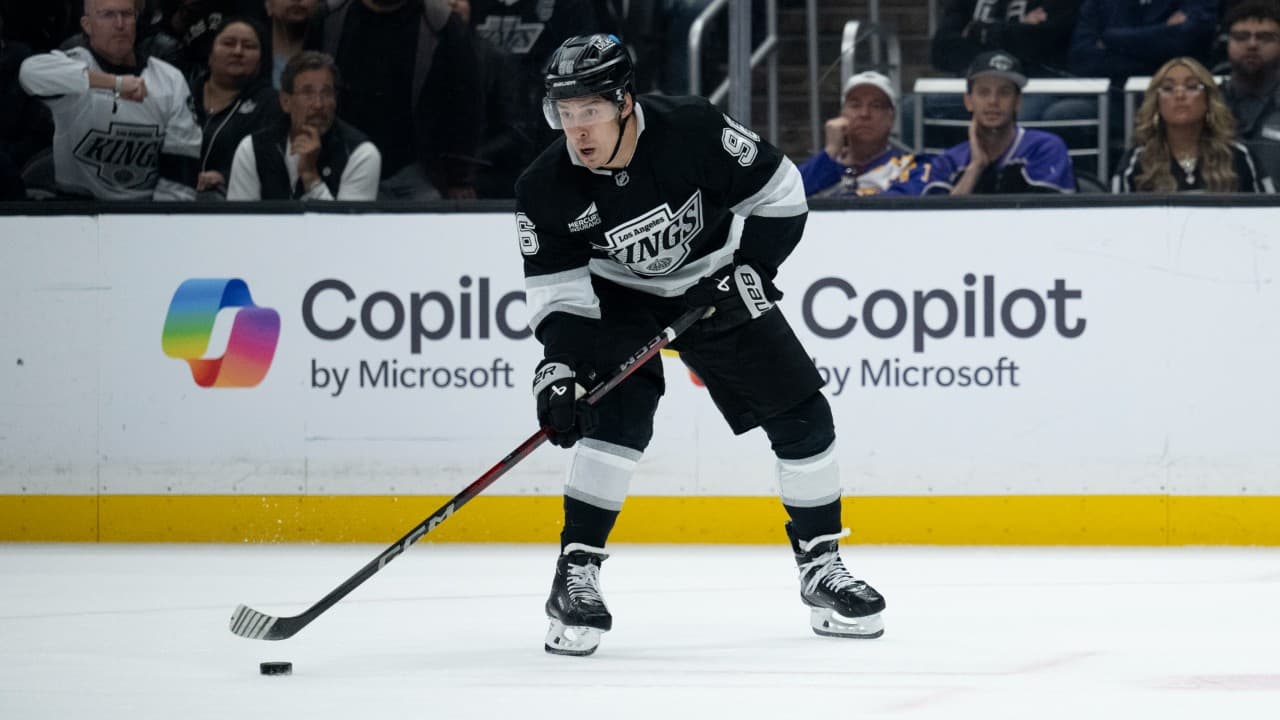 Penguins announce death of Andrei Kuzmenko's father, Alexander