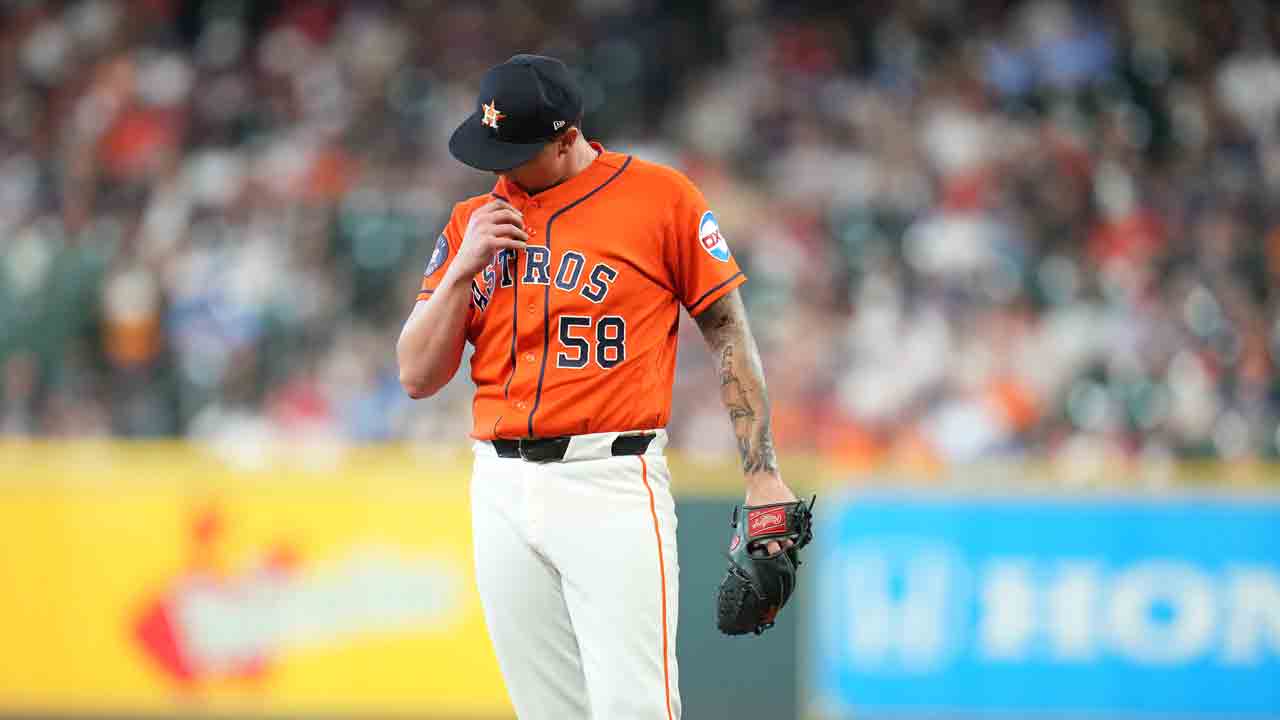 White Sox chase Astros ace Hunter Brown in first inning of Game 2