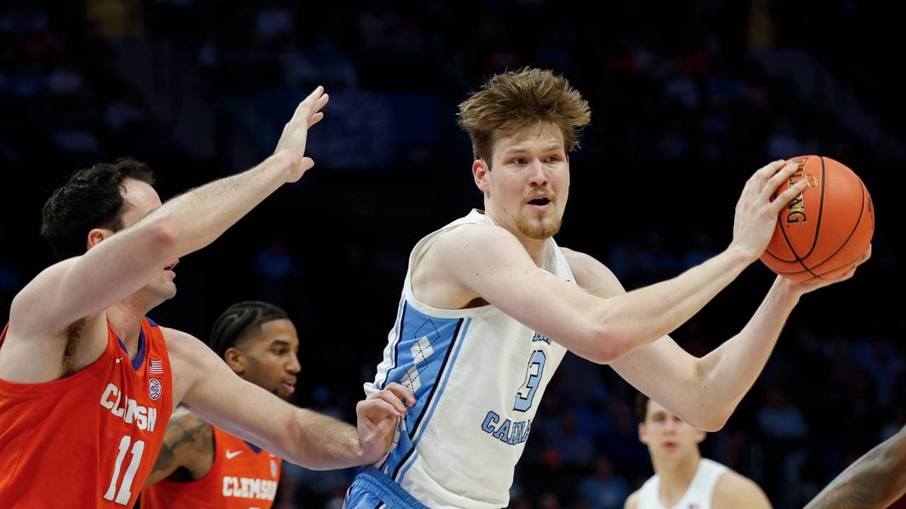 Hawks rookie Henri Veesaar expected to miss season with torn ACL