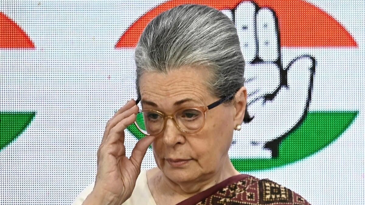 सोनिया गांधी के खिलाफ वोटर लिस्ट विवाद में रिवीजन पिटीशन मंजूर, 29 सितंबर को अगली सुनवाई
