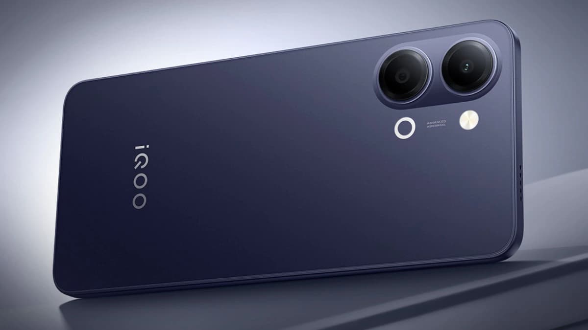 iQOO ने सस्ता किया अपना 5G फोन! ₹17,499 में 6500mAh बैटरी, 120Hz डिस्प्ले और 50MP कैमरा
