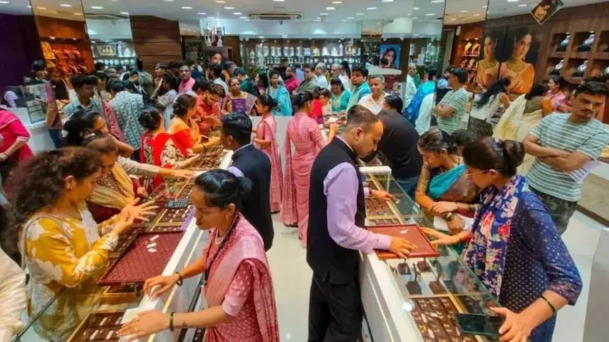 कर्ज मुक्त हुई ये कंपनी... सोना-चांदी का कारोबार, बाजार क्रैश के बीच शेयर में बड़ा बदलाव