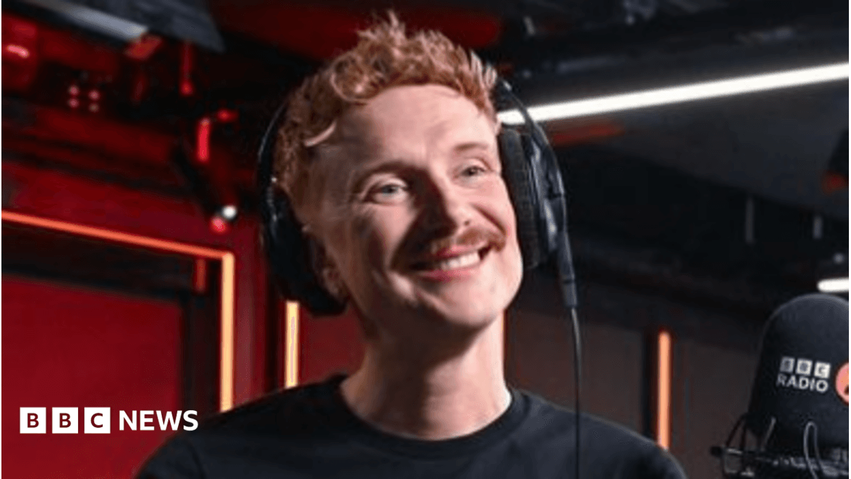 BBC Radio 2 presenter Owain Wyn Evans to cycle UK for Children In Need