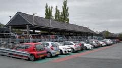 'Too narrow' shopping centre parking bays widened