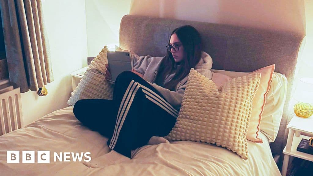 Experts' sleep tips for freshers