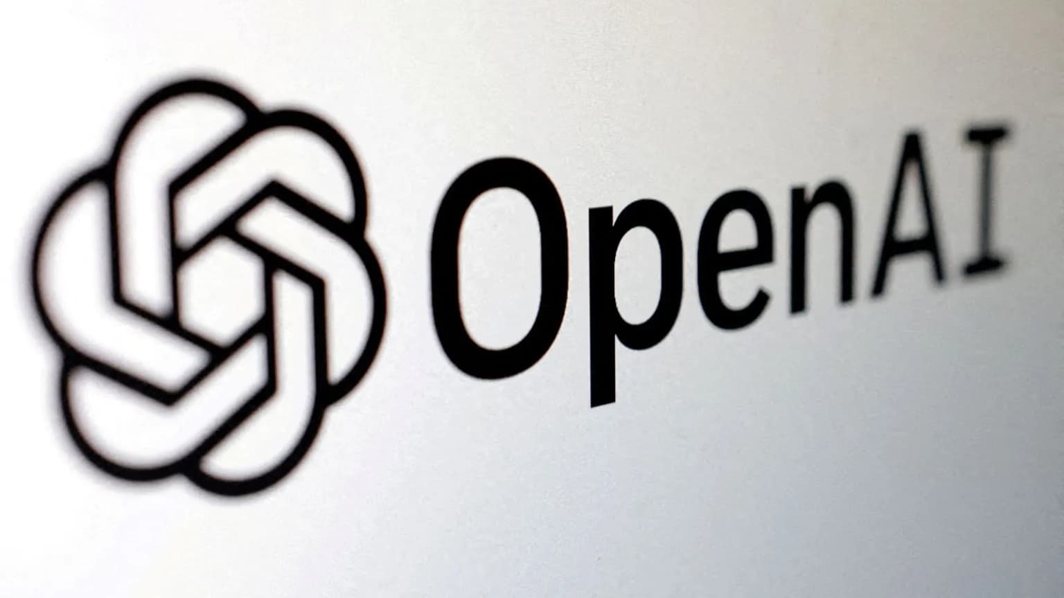 Synopsys, OpenAI strike deal to develop AI model for chip design work
