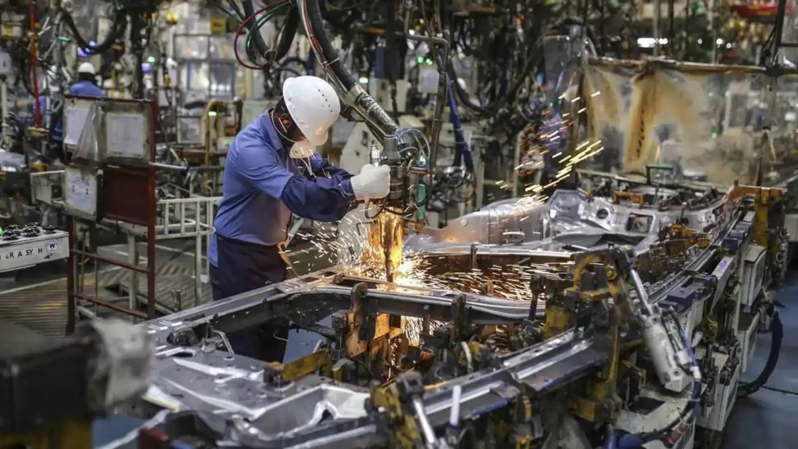 Factory wages rose 5% in FY25, Jharkhand only state to see a fall