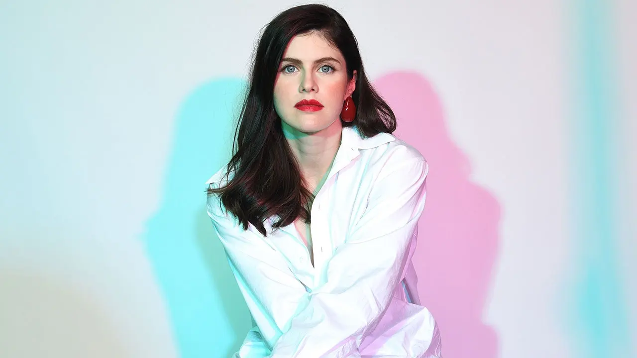 Alexandra Daddario posts vacation bikini photos after Andrew Form split
