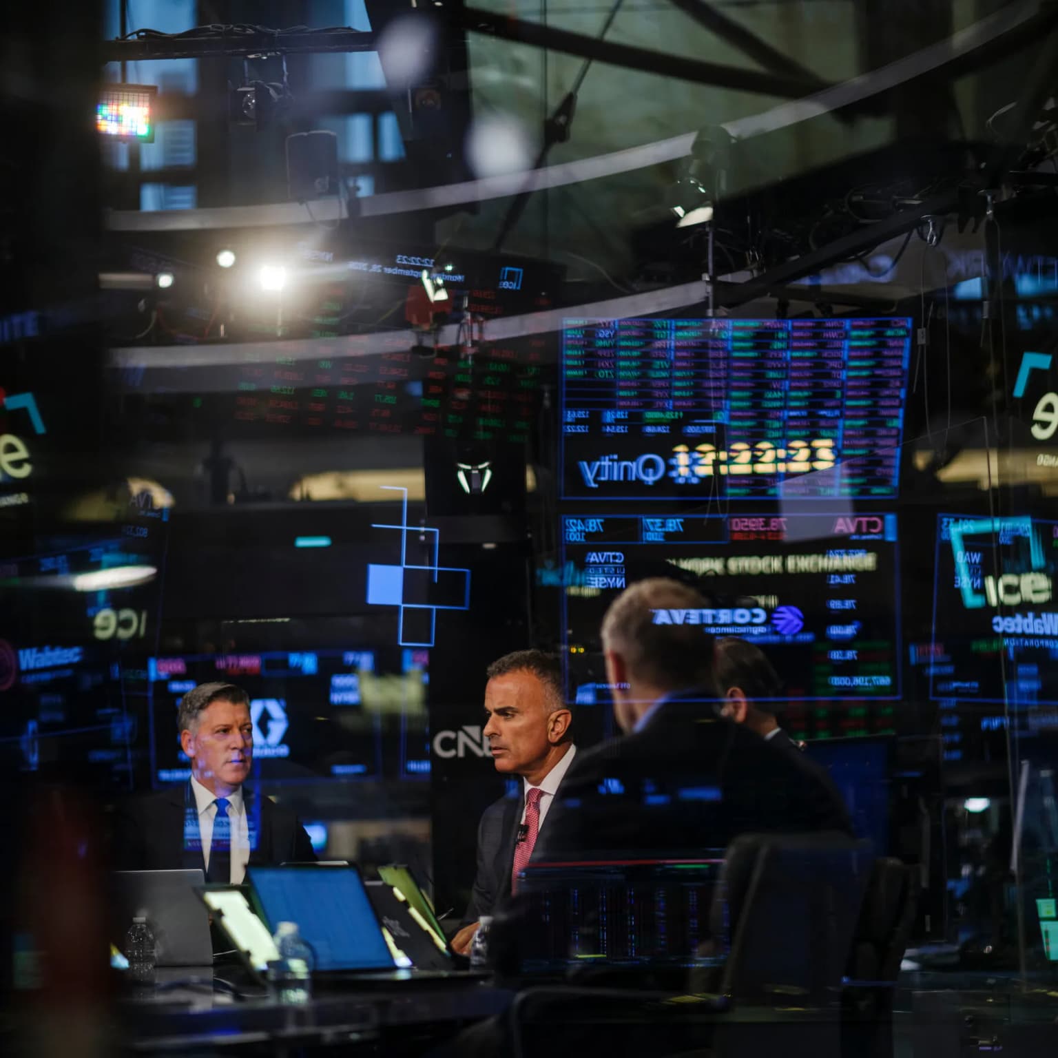 Democrats Block Stock-Trading Bill, Denying the G.O.P. a Pre-Midterm Win