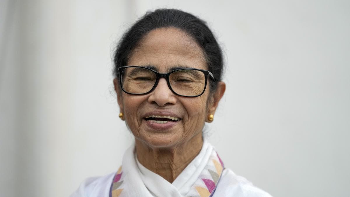 Mamata serves legal notice on hospital, Health Department over disclosure of her medical records