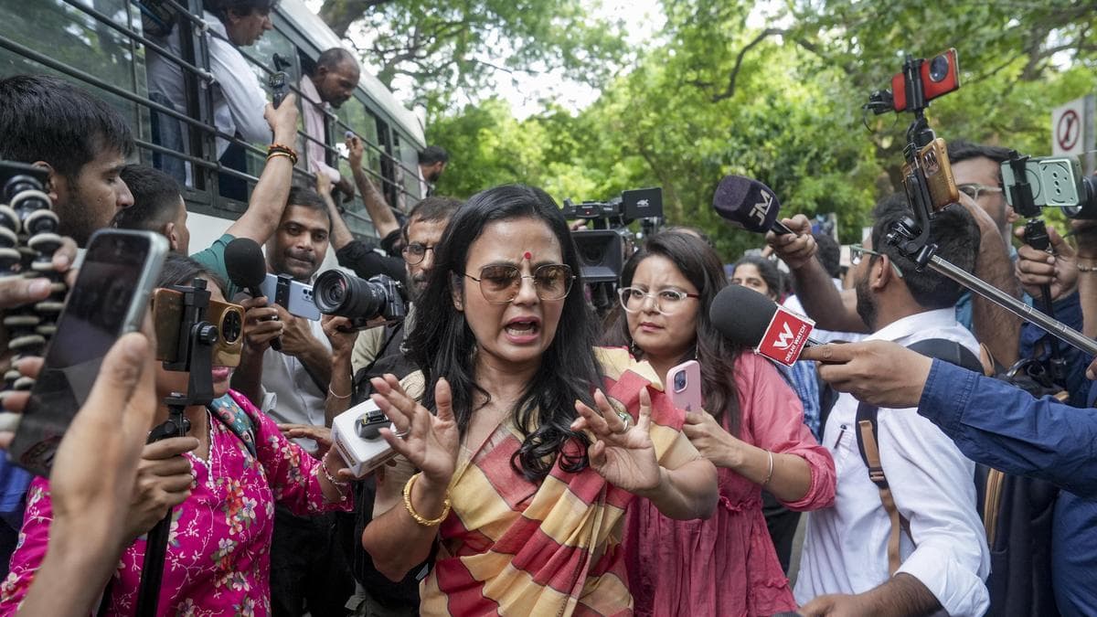 Mahua Moitra says BJP govt. preventing her from functioning as MP; SC seeks reply from Centre, Bengal