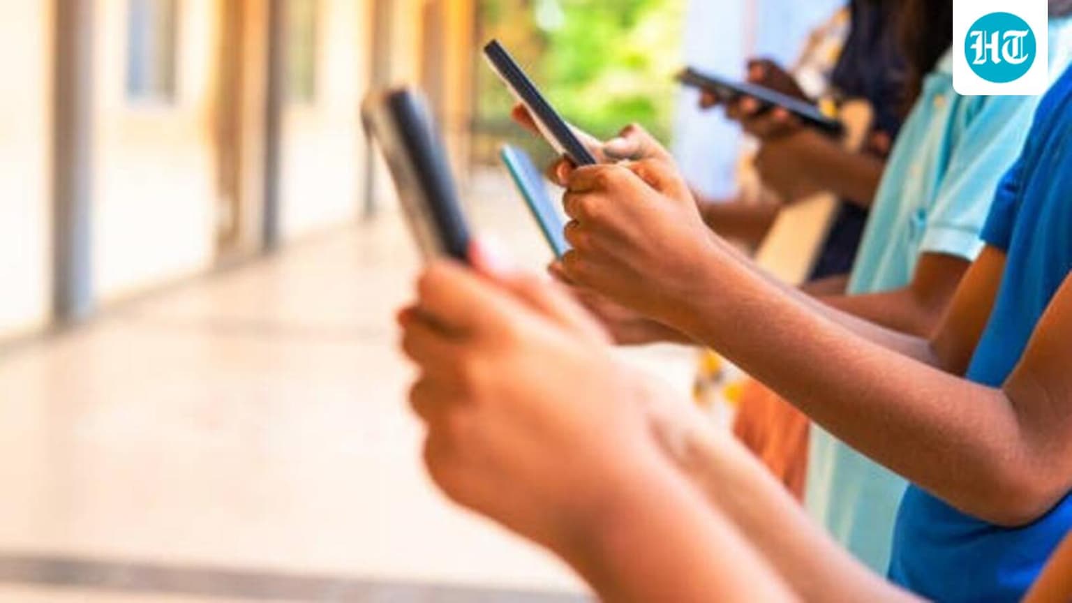 TRAI orders telecom companies to offer voice and SMS-only plans