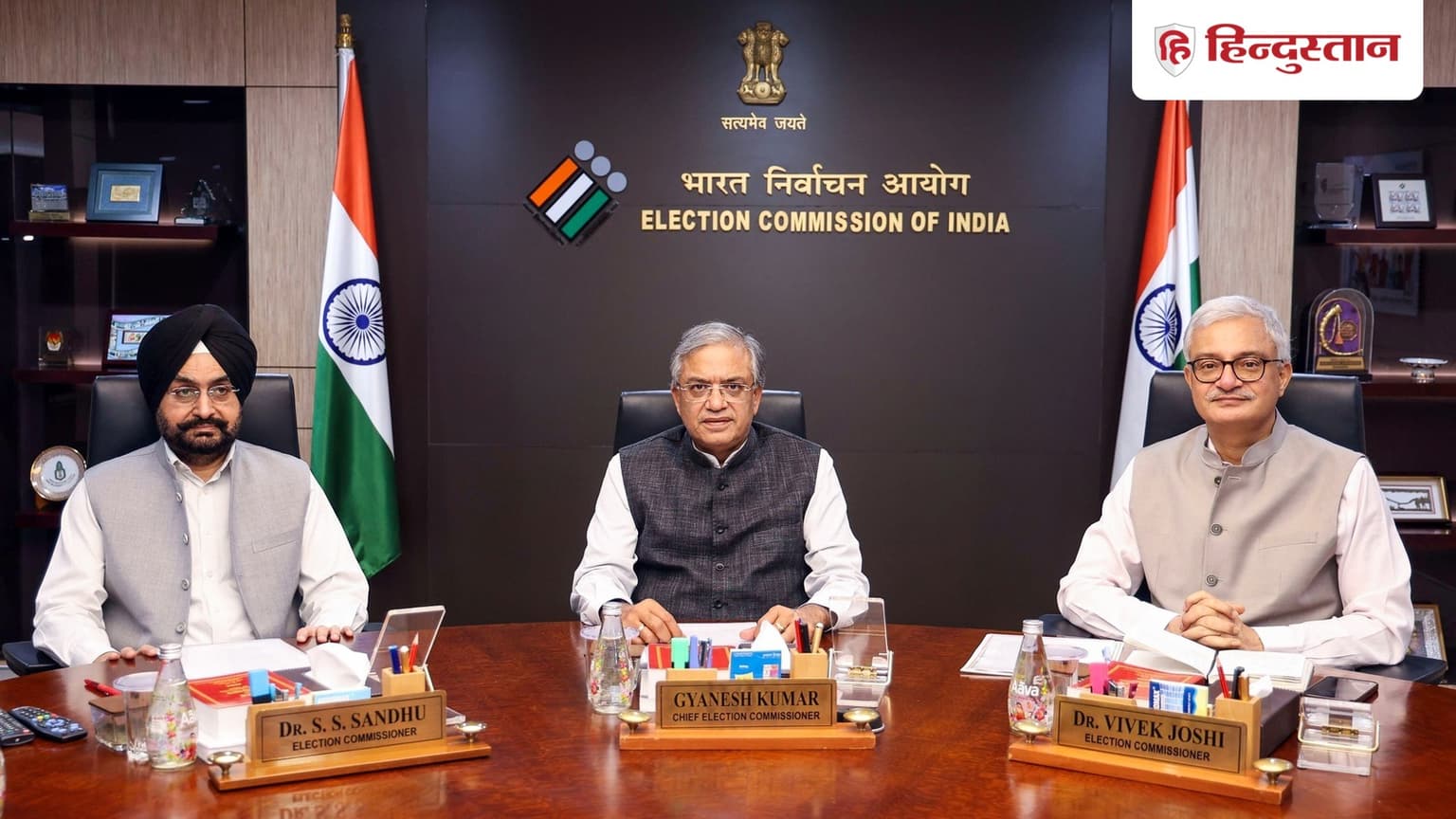 ज्ञानेश कुमार के खिलाफ याचिकाओं पर सुनवाई को तैयार सुप्रीम कोर्ट, CJI सूर्यकांत ने दिया समय